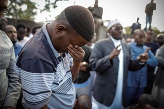 Ataque. Fallecidos son 16 kenianos, un británico, un estadounidense y 3 sin identificar. (EFE)