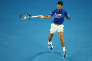 Novak Djokovic tuvo cierta resistencia de Daniil Medvedev, pero lo derrotó 6-4, 6-7, 6-2, 6-3.