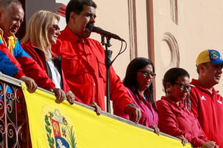 Generales encargados de la defensa de las diferentes regiones de Venezuela ratificaron su apoyo al jefe de Estado, Nicolás Maduro. (ARCHIVO)