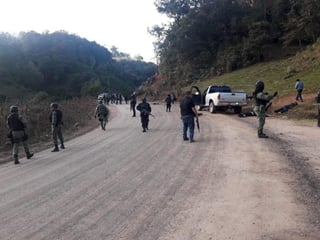 Dominio. 'Los Ardillos' controla todo el corredor que comienza en la comunidad de Atzacualoya. (EFE)