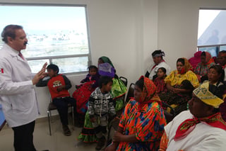 Inclusión. Realizan jornada de inclusión con comunidad Tarahumara entre el DIF Gómez Palacio y el ISSSTE. (CORTESÍA)