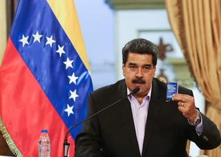 Reacción. Maduro dijo ayer que tomará acciones 'legales' ante las sanciones que impuso EUA contra Petróleos de Venezuela. (EFE)