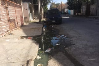 Señalan que ya se hicieron los reportes correspondientes al Sistema Municipal de Aguas y Saneamiento de Torreón, pero no han hecho caso. (EL SIGLO DE TORREÓN)