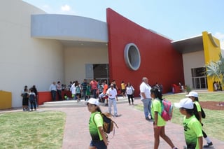 Listos. Los talleres artísticos de los centros tras culturales del municipio, incluyen una oferta para niños, jóvenes y adultos. (ESPECIAL)