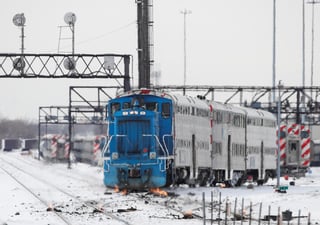 Soluciones. Calentadores a gas se colocaron en las vías del tren debido a la ola fría en Chicago.