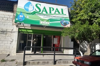 El Sistema de Agua Potable y Alcantarillado de Lerdo (Sapal) tiene un adeudo de 3 millones 510 mil pesos con la Comisión Federal de Electricidad (CFE) y se sumará lo del próximo mes. (EL SIGLO DE TORREÓN)