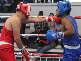 Durante un par de días, se llevó a cabo la actividad del boxeo en el Palacio de los Combates de Durango.