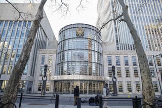 El jurado en el tribunal en Brooklyn trata de llegar a un veredicto sobre 10 cargos, después de escuchar testimonios durante casi tres meses. (ARCHIVO)