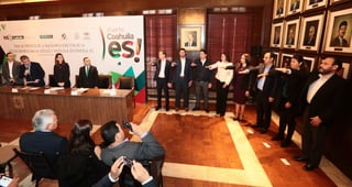 El gobernador toma protesta de la nueva Mesa Directiva de la Asociación Mexicana de Hoteles y Hospedaje en Coahuila AC.