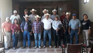 Una comisión de campesinos viajará al evento de AMLO en El Salto. (EL SIGLO DE TORREÓN) 