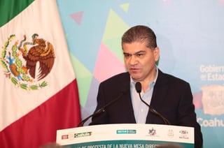 En representación del gobernador, Miquel Riquelme, encabezó el evento el secretario de Economía y Turismo, Jaime Guerra.