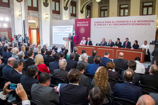 El Jefe de la Oficina del presidente Andrés Manuel López Obrador, Alfonso Romo en la presentación del Consejo para el Fomento a la inversión, el empleo y el Crecimiento Económico. (NOTIMEX) 