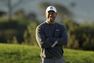 Tiger Woods señaló que le encantaría jugar más cómodo, debido a que el organismo lleva varios años en el análisis del tema de utilizar pantalones cortos.