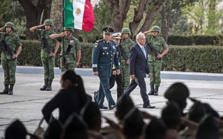 El presidente Andrés Manuel López Obrador reconoció el trabajo que se realizó en la entidad para reducir los índices de inseguridad durante la conmemoración del Día del Ejército. (EFE)