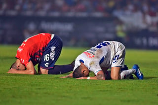 Orbelín Pineda se lamenta tras una jugada de peligro ante Veracruz. (Jam Media)