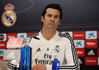 En conferencia de prensa, aclaró los rumores que rodean al galés Garteh Bale y adelantó que no sabe si el brasileño Marcelo aparecerá como titular.
