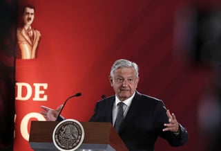 El presidente Andrés Manuel López Obrador firmó ayer un decreto para abrir los archivos secretos de políticos y líderes sociales, mismos que estaban resguardados en galeras de Lecumberri por personal del Centro de Investigación y Seguridad Nacional (Cisen). (NOTIMEX)