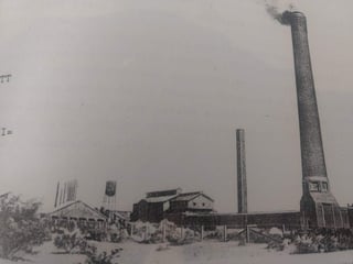 La fundación de Peñoles, que antes fue Compañía Metalúrgica, en Torreón, Coah. (CORTESÍA) 