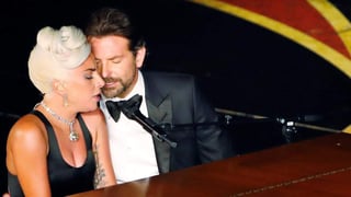La cantante dijo que fue actuación y no amor el número musical que hizo con Bradley Cooper el domingo en los Oscar. (ESPECIAL)  