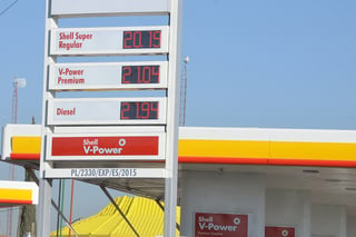 En la Comarca Lagunera, la semana pasada se observaron movimientos en el precio de la gasolina magna y ahora los cambios los mostró la gasolina Premium. (FERNANDO COMPEÁN)