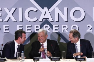 López Obrador llamó al diálogo entre empresarios y trabajadores para evitar el incremento en las huelgas en el norte del país.