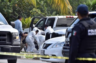 La dependencia refirió que el saldo es de dos personas muertas y dos lesionadas, hasta el momento, y que las víctimas viajaban en una camioneta con placas del estado de Jalisco. (ARCHIVO)
