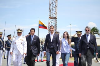 El presidente de la legislativa Asamblea Nacional y autoproclamado presidente encargado de Venezuela, Juan Guaidó, dejó ayer Ecuador; hizo escala en Colombia. Hoy retorna a su país.