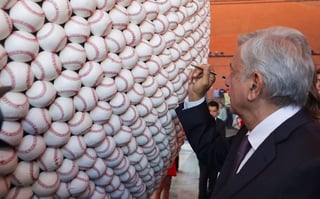 El presidente de México, Andrés Manuel López Obrador, durante la inauguración del Salón de la Fama del Beisbol el pasado mes en Monterrey.