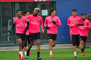 Los jugadores del PSG durante una sesión de entrenamiento. (Especial)