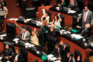 En una jornada senatorial que tuvo como tema central el Día Internacional de la Mujer, senadoras chocaron en el pleno. (EL UNIVERSAL)