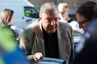 Un juez de Australia sentenció el miércoles a seis años de cárcel al cardenal George Pell por abuso sexual de dos menores. (EFE)