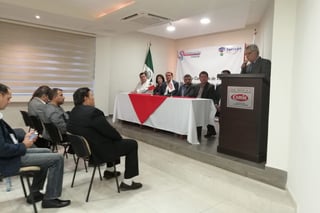 Toma protesta el nuevo presidente del Consejo Consultivo de Vialidad y Movilidad de Torreón. (EL SIGLO DE TORREÓN)