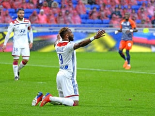 Moussa Dembélé anotó a los 58 minutos de juego ante el Montpellier. (Especial)