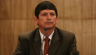 Agustín Lozano, presidente interino de la Federación Peruana de Futbol, está implicado en un caso de reventa de boletos en las eliminatorias sudamericanas para el Mundial de Rusia.