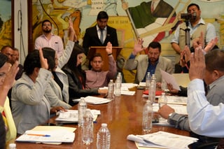 Marco Beltrán propuso el nuevo organigrama del Ayuntamiento de Matamoros. La propuesta fue votada y autorizada en Cabildo. (EL SIGLO DE TORREÓN/EDITH GONZÁLEZ)