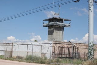 Los presos recibirían mil 600 pesos cada dos meses, un recurso que el Gobierno federal destina para la beca Benito Juárez.
