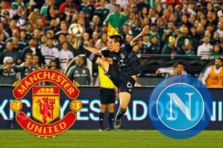 Hace una semana era el Nápoles el que levantaba la mano y ahora Manchester United ha revivió el interés. (Especial)