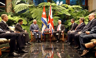 El presidente cubano señaló que la visita es una muestra del estado de las relaciones entre Cuba y Reino Unido, apuntó e portal oficial Cuba Debate. (EFE)