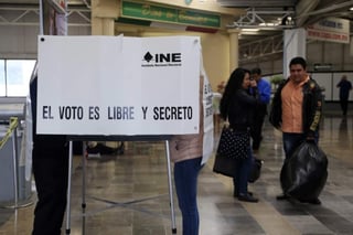 “El índice de rechazo para participar como funcionarios de mesa directiva de casilla es el más bajo registrado en la historia de Puebla”, señaló el vocal Ejecutivo del INE en la entidad, Joaquín Rubio. (ARCHIVO)