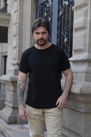 Indignado. Juanes denuncia que partido de ultraderecha español manipuló A Dios le pido.