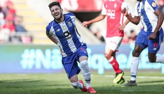 Según informó el FC Porto, la lesión de Alex Telles no es grave aunque aún se desconoce el tiempo de recuperación. (Especial)
