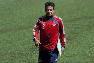 Alberto Coyote, director técnico interino de Chivas, destacó que el plantel debe retomar la confianza que han perdido.