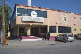 Aún es bajo el número de solicitudes recibidas en el Instituto Nacional Electoral de Gómez Palacio. (ARCHIVO)