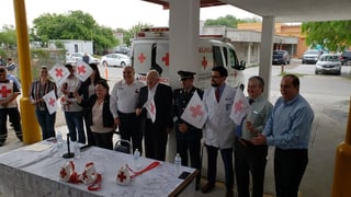 Autoridades de los tres niveles de Gobierno participaron en la puesta en marcha de la Colecta Anual de la Cruz Roja Mexicana en Piedras Negras. (EL SIGLO COAHUILA)