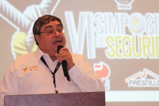 Carlos Pavón Campos, diputado federal y secretario general del Sindicato Nacional Minero Metalúrgico FRENTE, expuso la necesidad de fortalecer la igualdad de género en el país. (ARCHIVO)