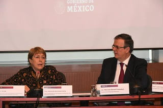 Este viernes Bachelet inició su gira oficial de trabajo en México en donde se reunió con organizaciones de la sociedad civil y con el Canciller mexicano. (ESPECIAL)