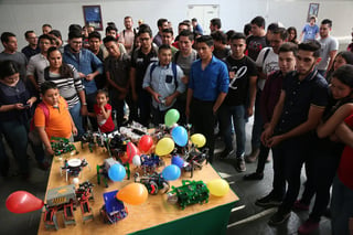 La UTT realizó durante la semana pasada su Segundo Concurso de Robótica Hexápodos. (ROBERTO ITURRIAGA)
