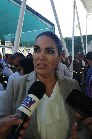La coordinadora de Servicios Educativos en La Laguna, Flor Rentería, dice que espera que no haya robos en escuelas. (CUAUHTÉMOC TORRES)