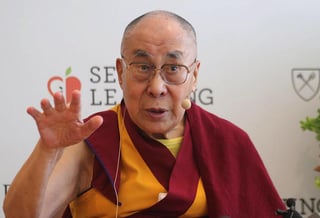 Según información de la agencia Press Trust of India, el Dalai Lama de 83 años de edad habría acudido al hospital hindú por una revisión. (ARCHIVO)
