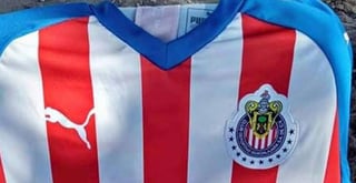 El Guadalajara se encuentra en la mira debido a que se filtró el posible jersey que utilizarán para la siguiente temporada. (ESPECIAL)